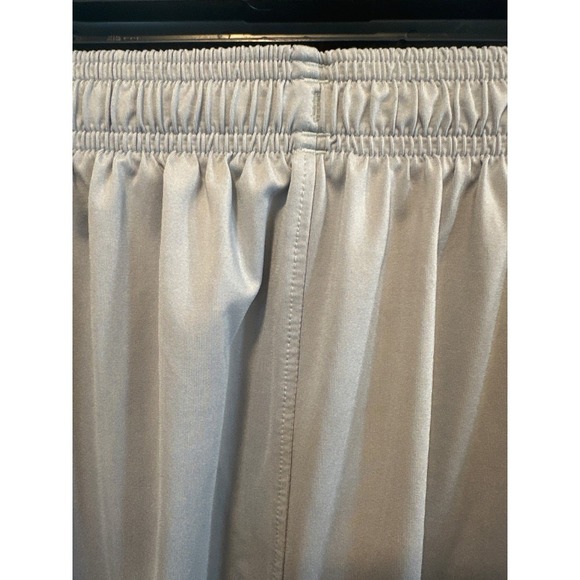 Under Armour Men's Gray Athletic Shorts Size S/P Loose Fit Gym Workout - Picture 5 of 6